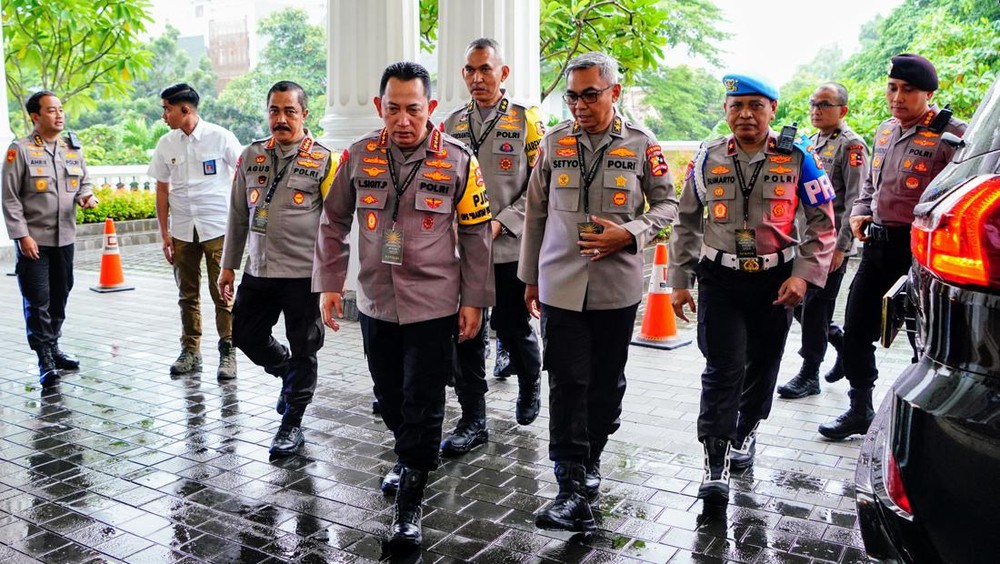 TERBONGKAR! 18 Perintah Rahasia Prabowo untuk Polri