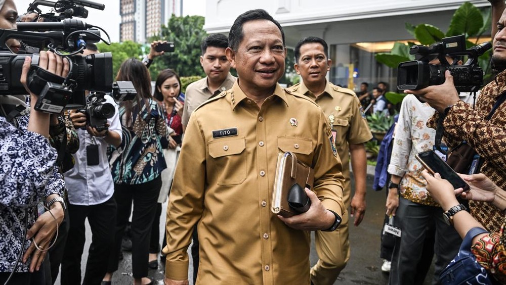 Gebrak! Tito Wajibkan Pemda Korve Rutin, Demi Lingkungan Bersih!