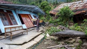 Tegal Merana: Tanah Bergerak, 2.453 Jiwa Mengungsi!