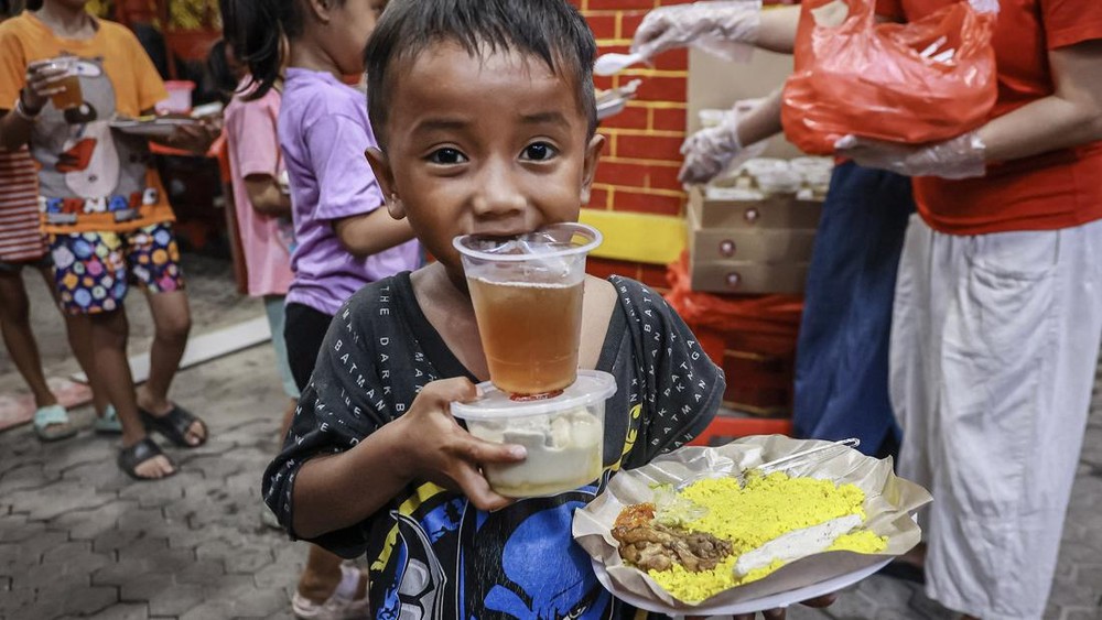 Petak Sembilan: Takjil Lintas Iman Eratkan Persaudaraan!