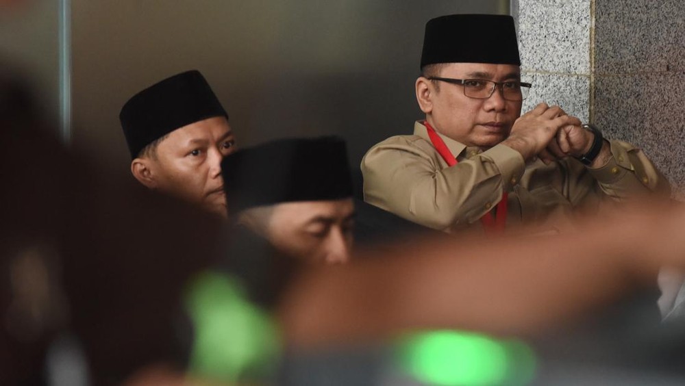Kontroversi Penahanan Gus Yaqut: KPK & Pengacara Buka Suara! 1 Kontroversi Penahanan Gus Yaqut: KPK & Pengacara Buka Suara!