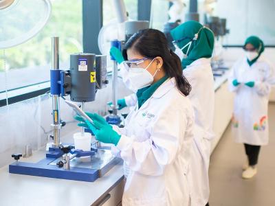 Avian Brands Panen Cuan di Tengah Badai Ekonomi!