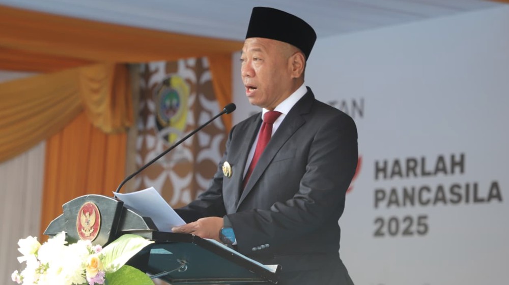 Bupati Tulungagung Peras Rp5 Miliar, Sepatu LV Jadi Bukti!