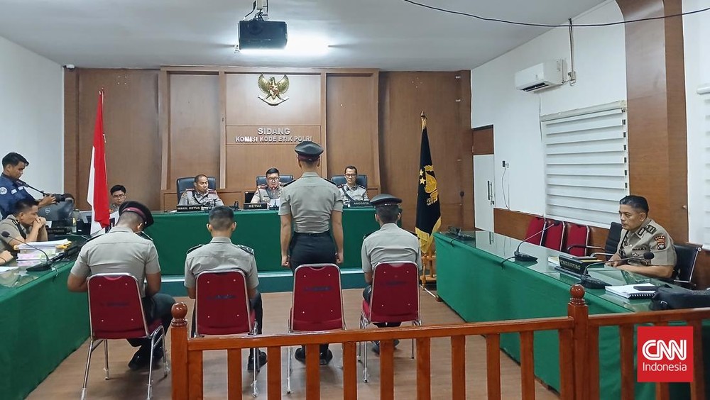 Geger! 4 Polisi Dipecat Tak Hormat Usai Tewaskan Rekan
