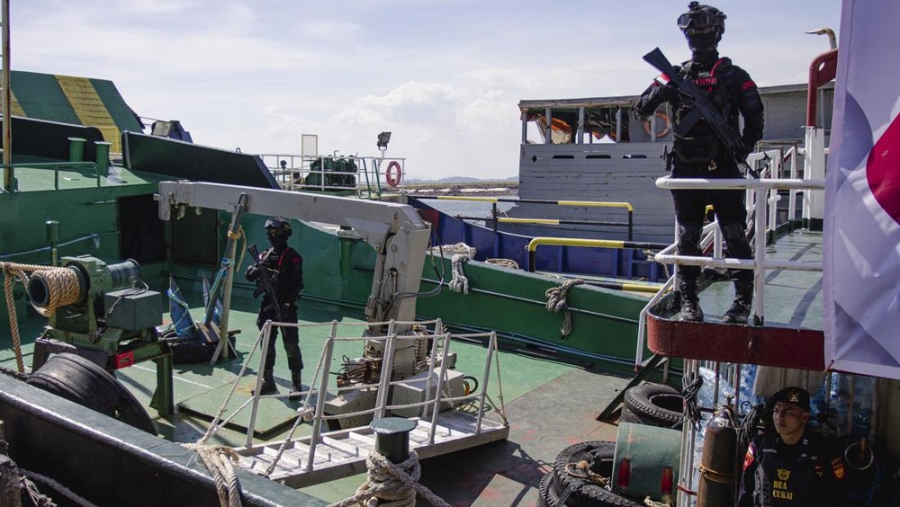 Ngeri! Pesta Sabu ABK di Laut Lepas Terbongkar, 6 Diciduk 1 Ngeri! Pesta Sabu ABK di Laut Lepas Terbongkar, 6 Diciduk