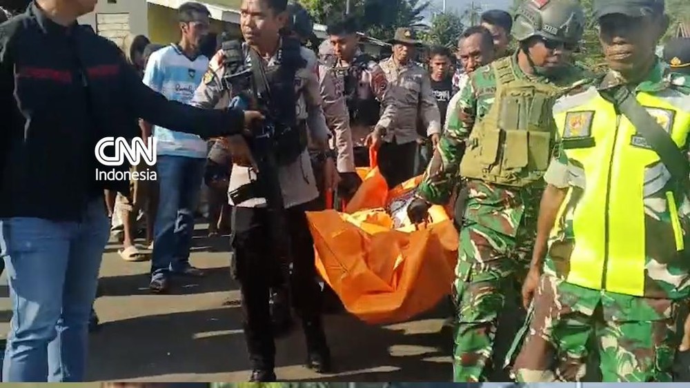 Adonara Berduka: Dua Korban Bentrok Maut Telah Dimakamkan! 1 Adonara Berduka: Dua Korban Bentrok Maut Telah Dimakamkan!