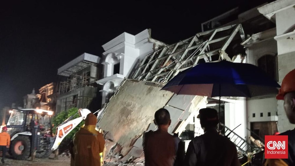 Horor di Grand Polonia: Ledakan Hancurkan 7 Rumah Mewah! 1 Horor di Grand Polonia: Ledakan Hancurkan 7 Rumah Mewah!