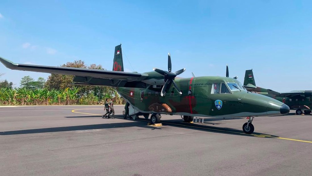 Darurat Asap! 5 Pesawat TNI AU Diterjunkan ke Kalimantan 1 Darurat Asap! 5 Pesawat TNI AU Diterjunkan ke Kalimantan
