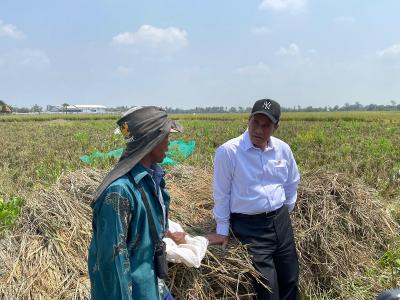 Kabar Gembira! Buruh Tani Tanpa Lahan Kini Punya Alsintan! 1 Kabar Gembira! Buruh Tani Tanpa Lahan Kini Punya Alsintan!