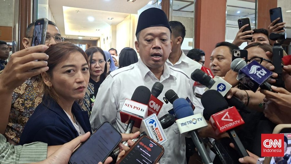 Nusron Wahid Mundur dari Golkar: 'Tanyakan Bahlil!' 1 Nusron Wahid Mundur dari Golkar: 'Tanyakan Bahlil!'